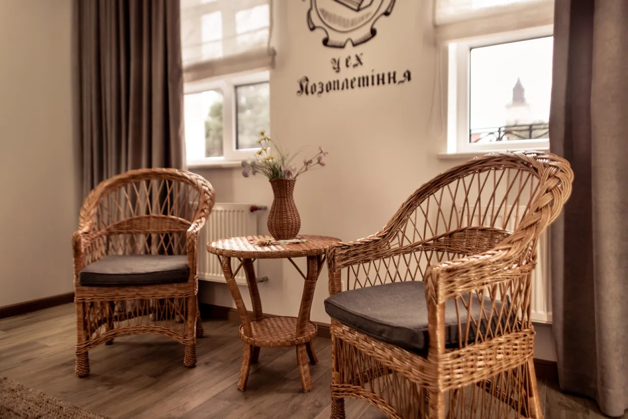 Готель «Ratusha craft rooms»